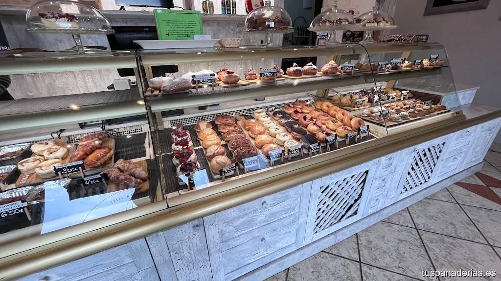 Pastelería CrisLa sweets