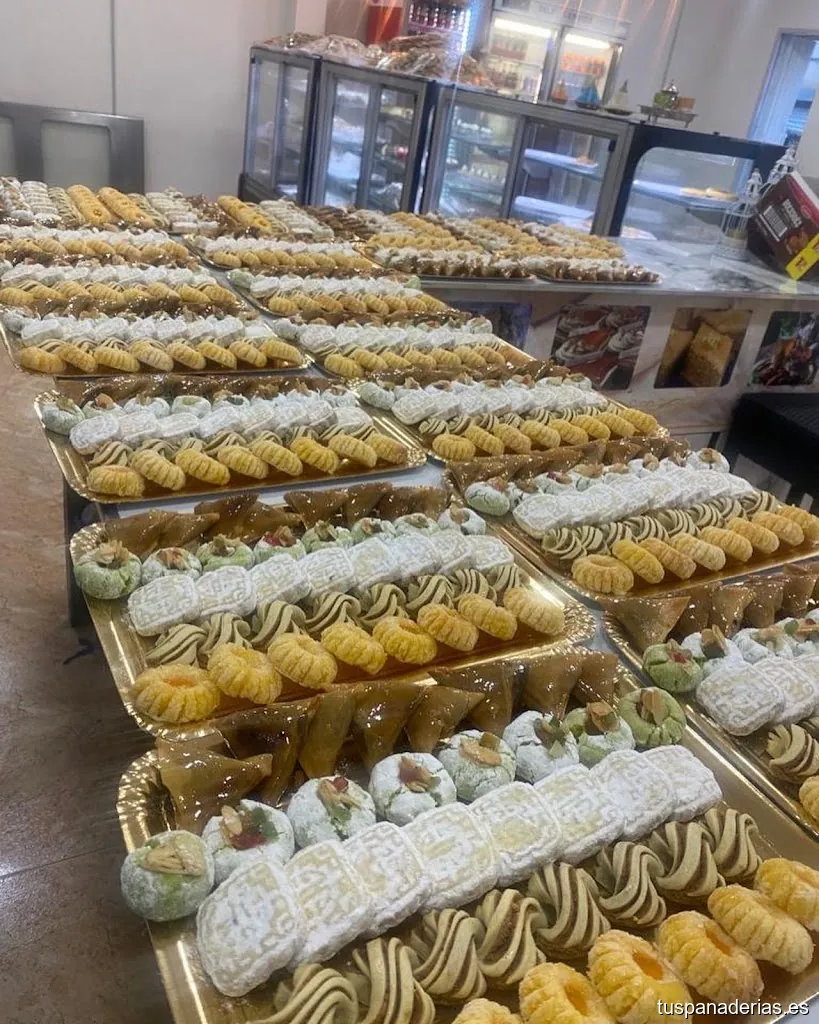 Panaderia y pasteleria Casa Blanca