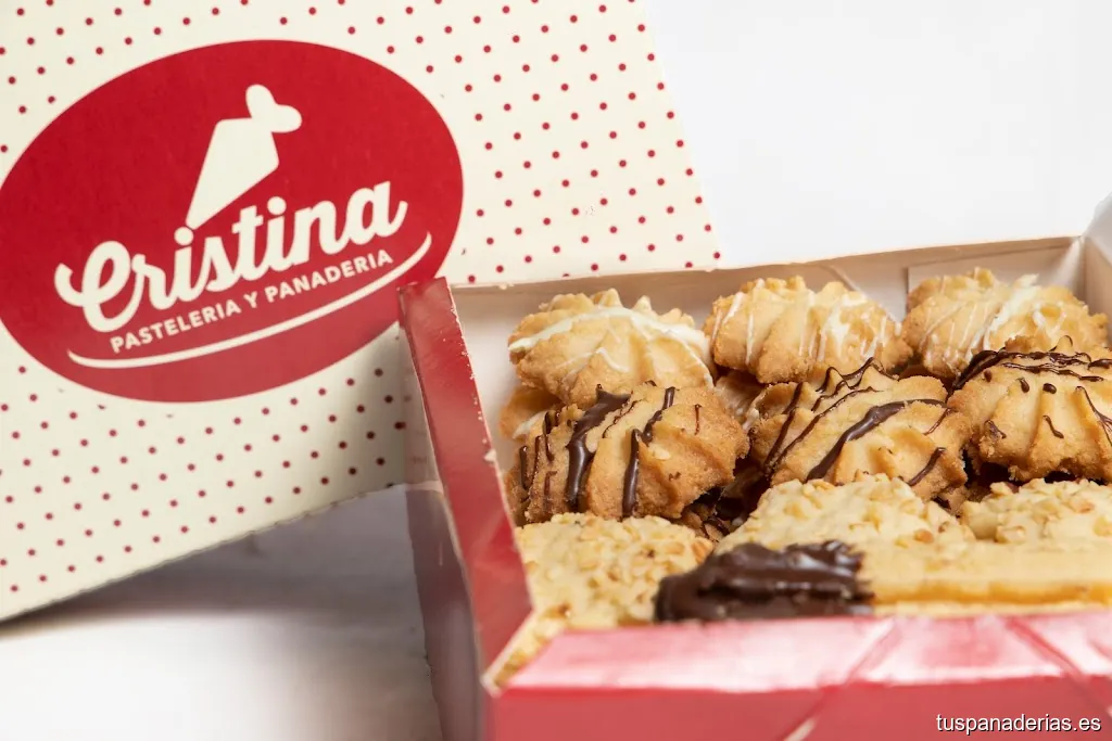 PASTELERÍA PANADERÍA CRISTINA.