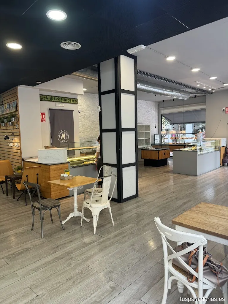 MORA 1759 Pastelería