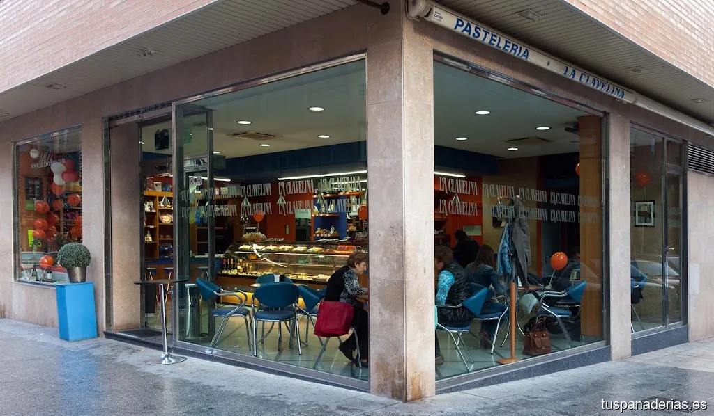 PASTELERÍA LA CLAVELINA