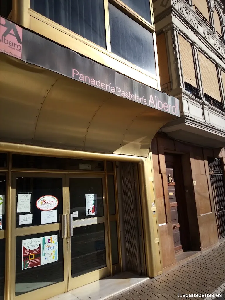 Panadería Pastelería Alberó Plaza