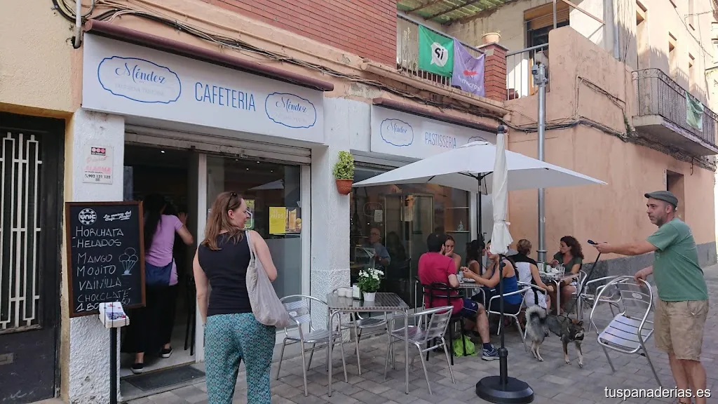 Méndez Cafetería Pastelería