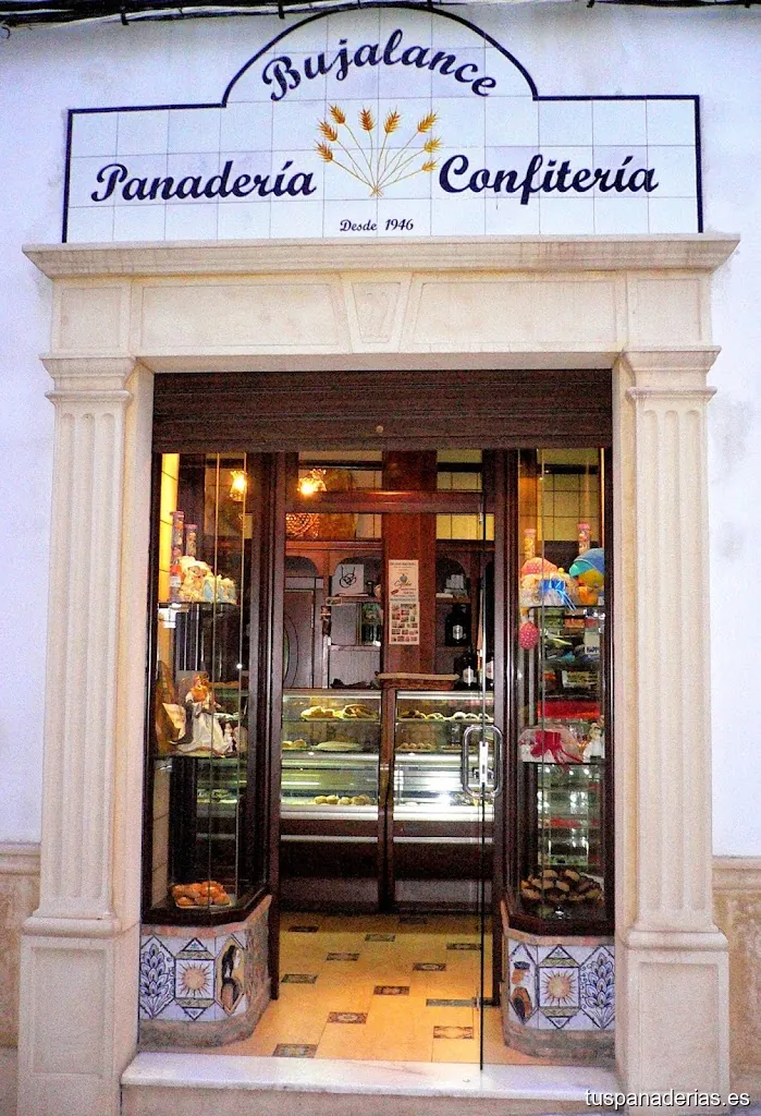 Confiteria-Panadería Hermanos Bujalance