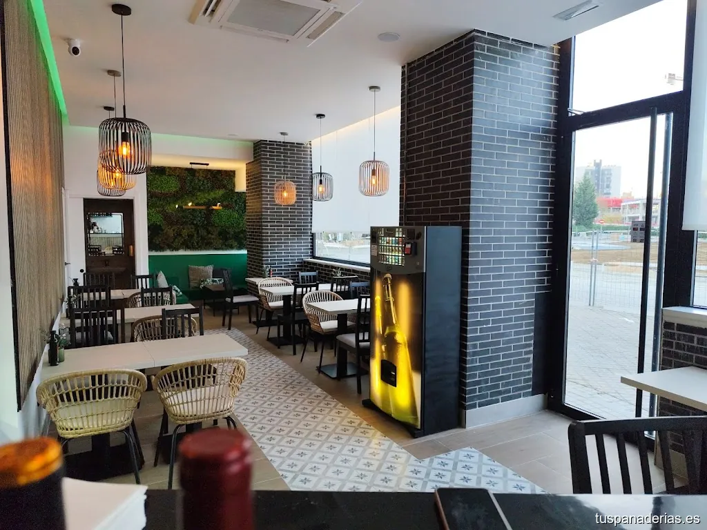 Al Grano Coffee and Bakery