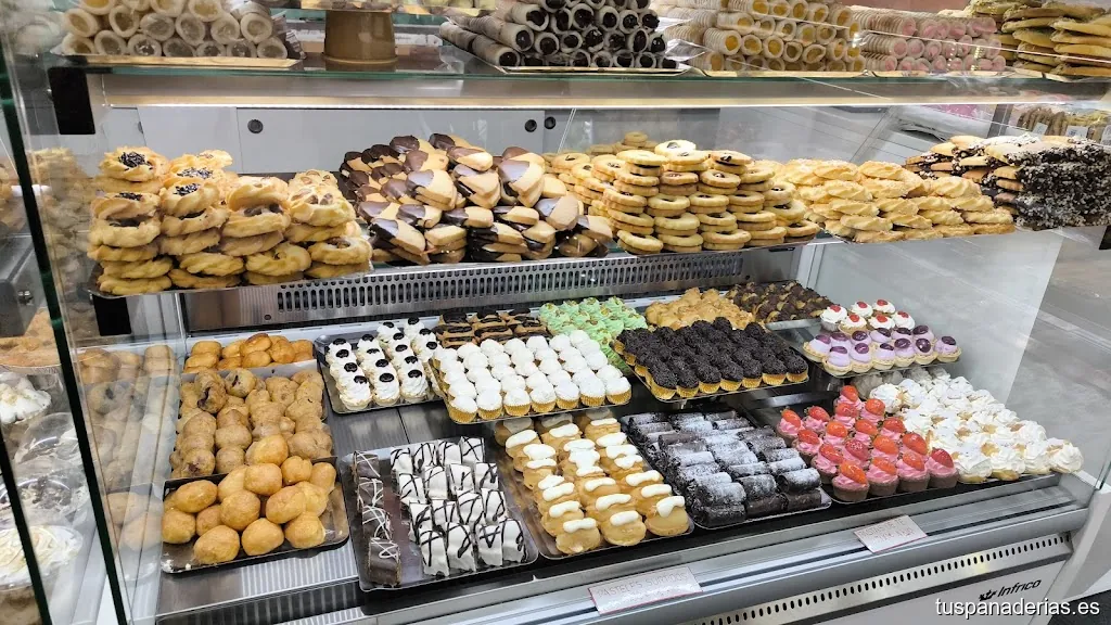 Pastelería La Rotiseria