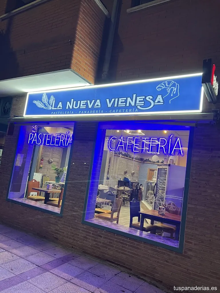 Cafetería - Pastelería Argentina - La Nueva Vienesa