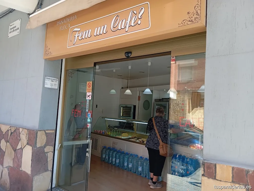 Fem Un Cafè? Panaderia cafetería