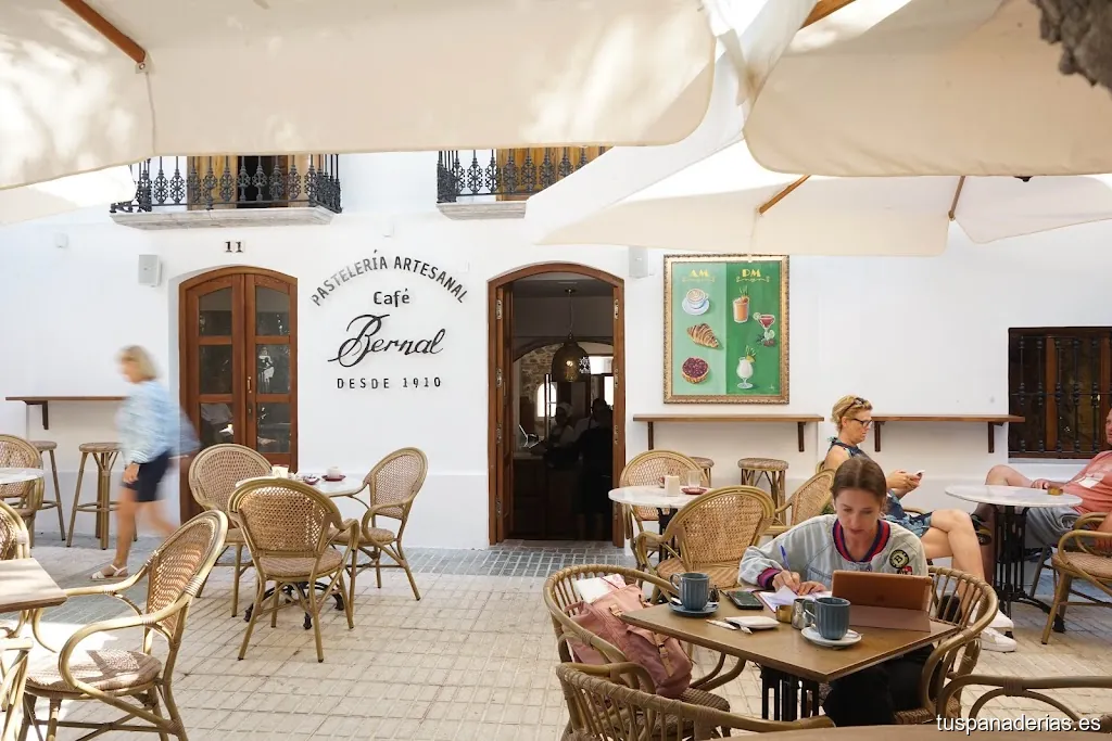 Café Bernal - Cafetería en Tarifa