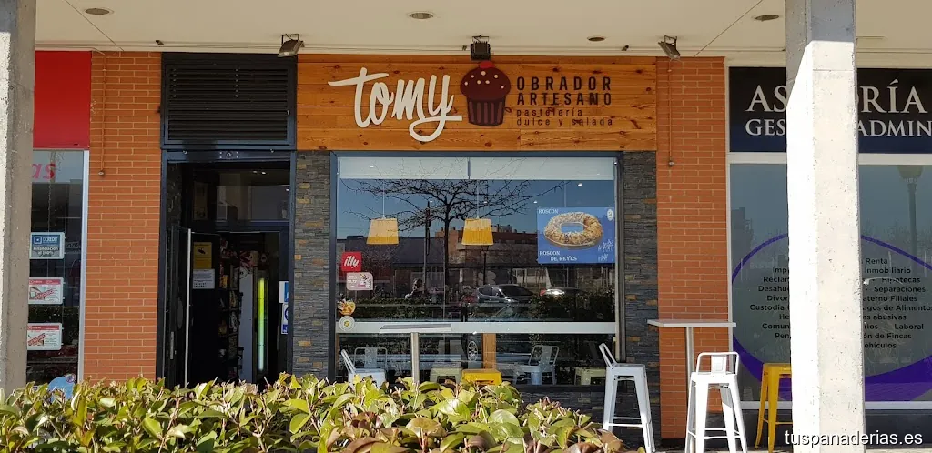 Cafetería Tomy Obrador