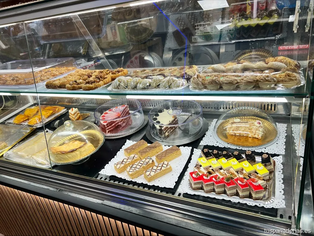 Cafetería - restaurante El Trébol