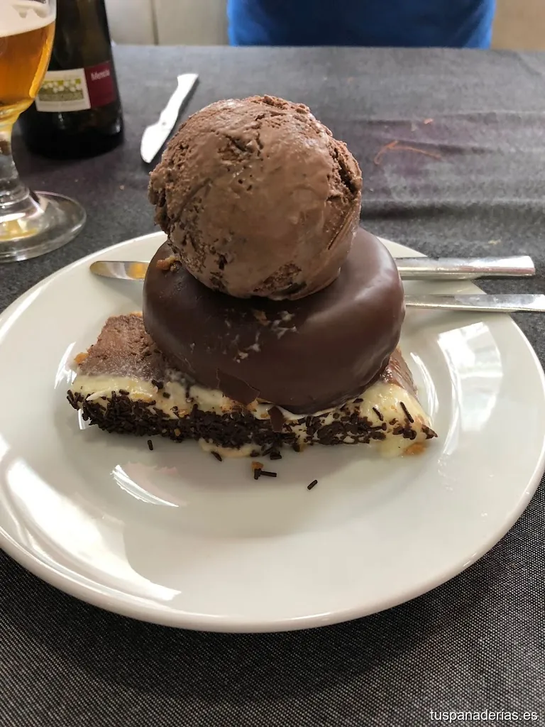 Cafetería Río Sil Pastelería