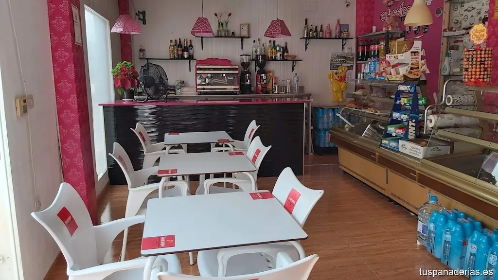 Panadería, Pastelería y Cafetería "Classico Gourmet"