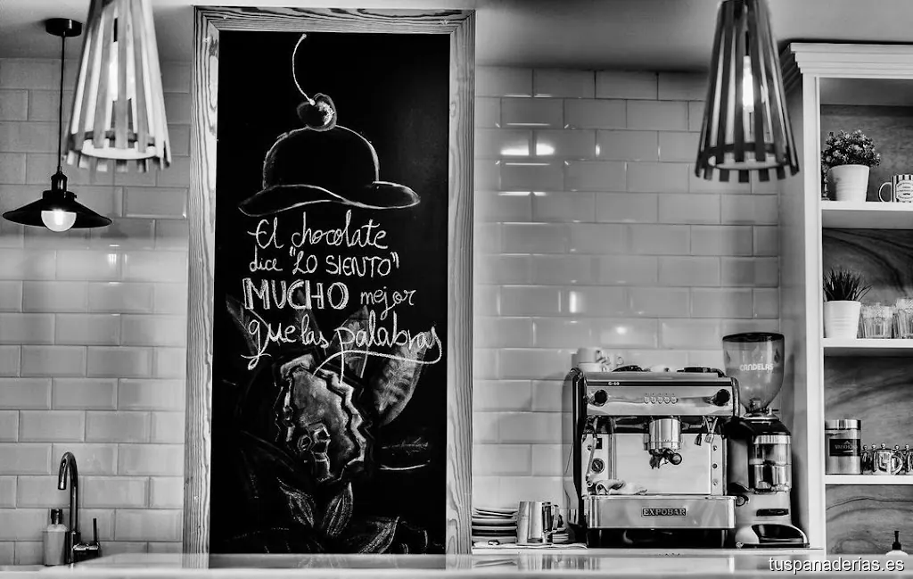 Pastelería DeCréme By José Villarmarzo