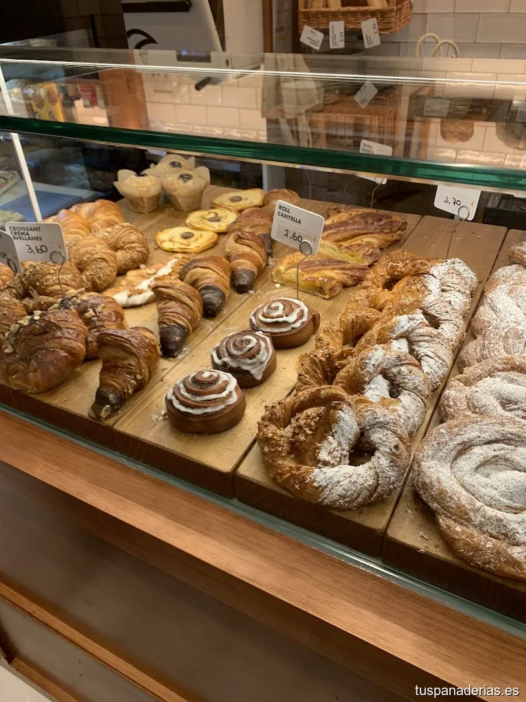 Santagloria Coffee & Bakery Santa Coloma