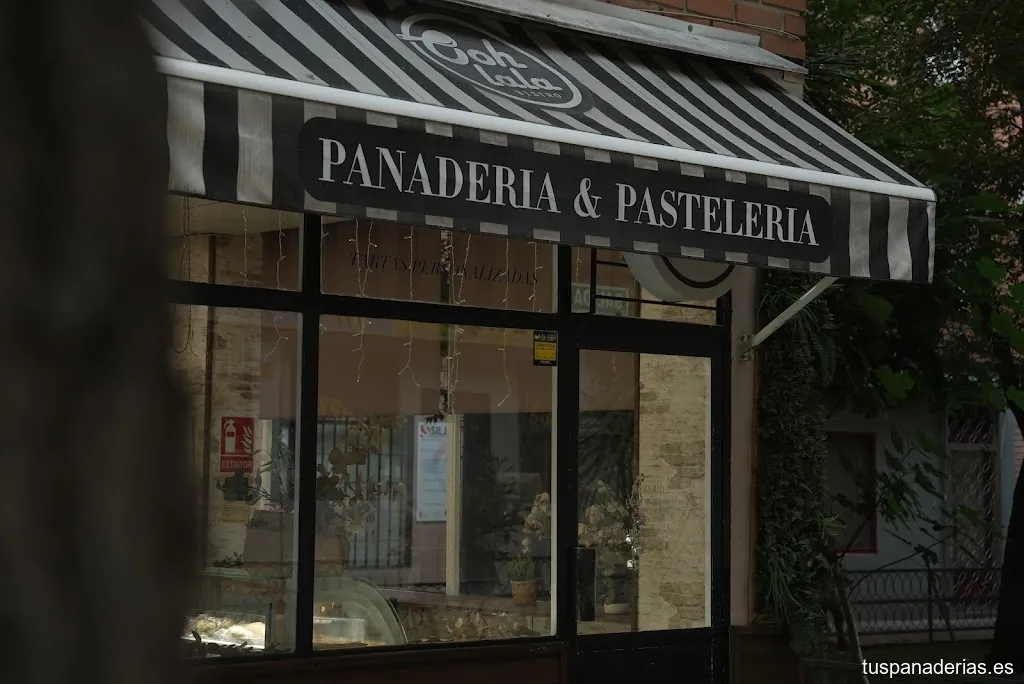 Oohlala Bistró Pastelería Coffee & Panadería