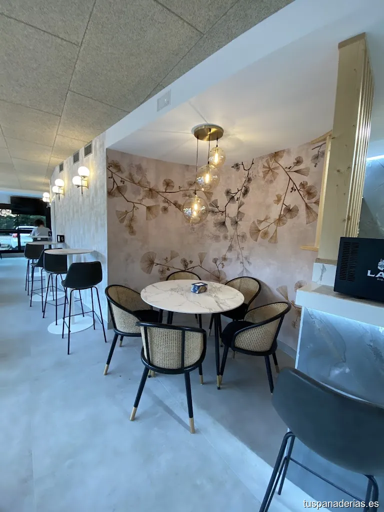 Helmuga Kafetegia Okindegia