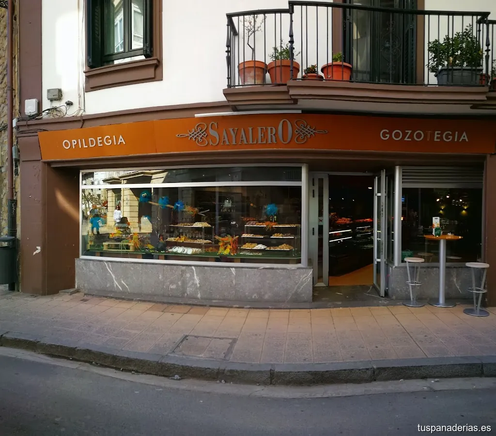 Pastelería+Panaderia Sayalero